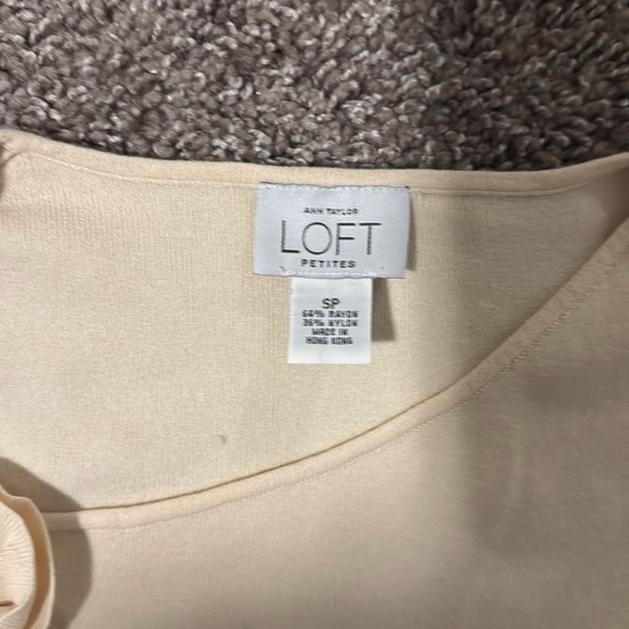 Loft Ann Taylor 3/4 sleeve top vintage - Picture 2 of 2